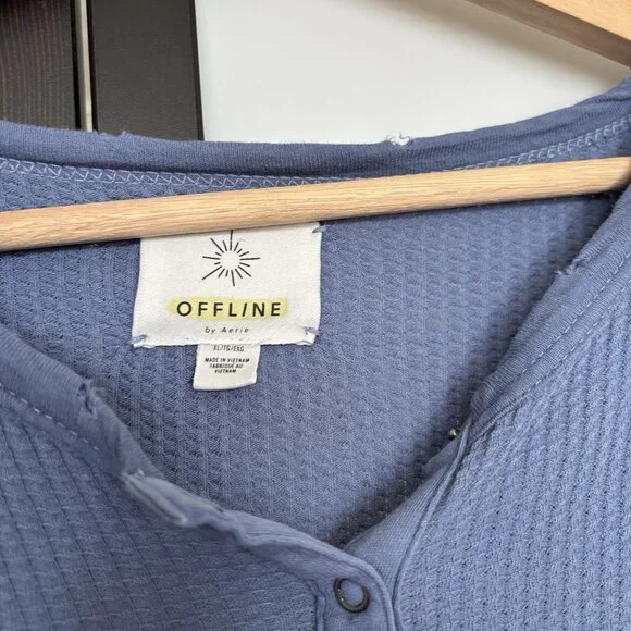 Offline by Aerie Waffle Henley T-Shirt in Blue Size XL oversized Athleisure Top - Picture 2 of 11
